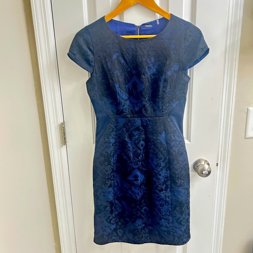 Ellie Tahari navy jacquard dress